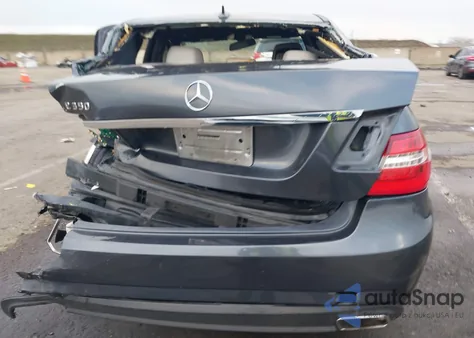 2010 Mercedes-Benz E 350 from USA, damaged, VIN WDDHF5GB1AA217662